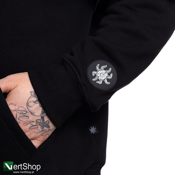 BRAINDEADFAMILIA  ORIGINAL HORROR OŚMIORNICA BLUZA KAPTUR CZARNA