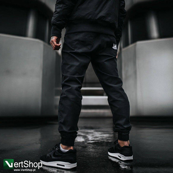 JIGGA WEAR Spodnie Jeansowe Jogger Ze Ściągaczem Męskie Czarne Jigga Wear Crown