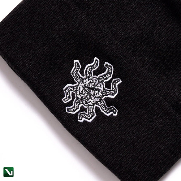 BRAINDEADFAMILIA BDF OŚMIORNICA CZAPKA ZIMOWA CZARNA