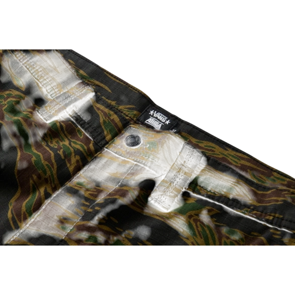 spodnie Vans Skate Loose Atiba Haze (Black Camo)
