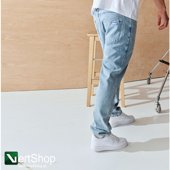 Mass DNM spodnie Box Jeans Relax Fit jasnoniebieskie