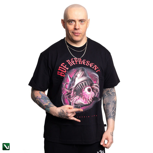 BRAINDEADFAMILIA  SHARK T-SHIRT CZARNY